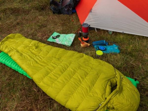 Camping sleeping bag